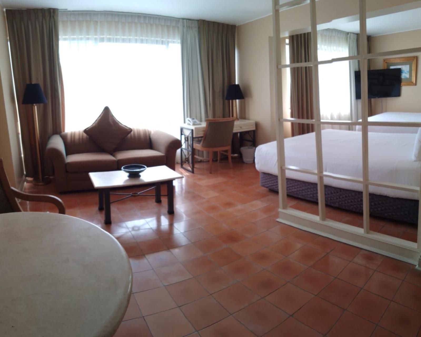 Suites Del Bosque Hotel Lima Luaran gambar